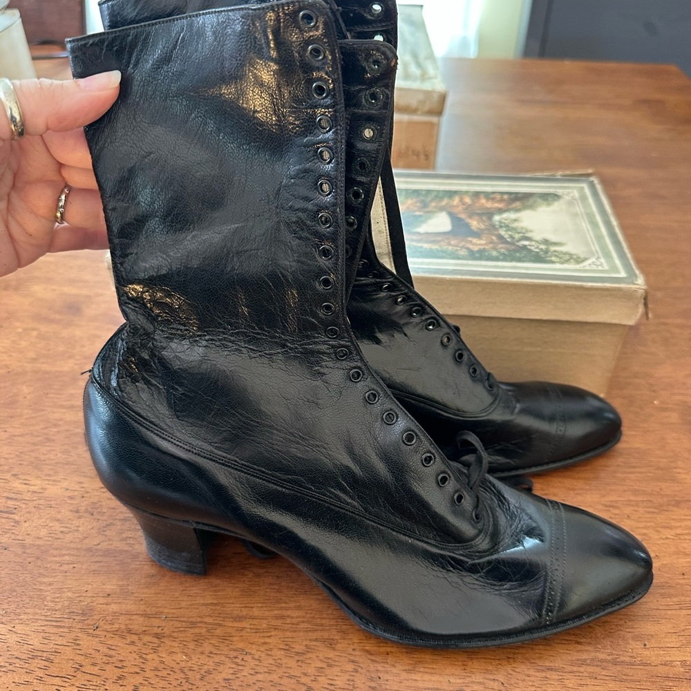 Antique 1900s Black Lace-Up Women's Boots Witch Goth Halloween